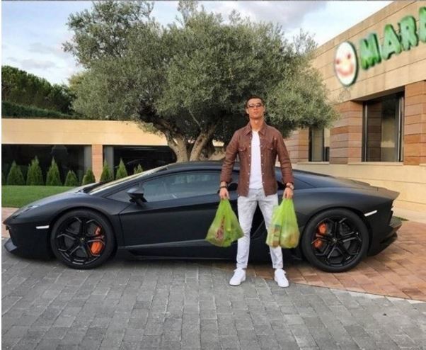 foto-cr7-lamborghini-memes-10
