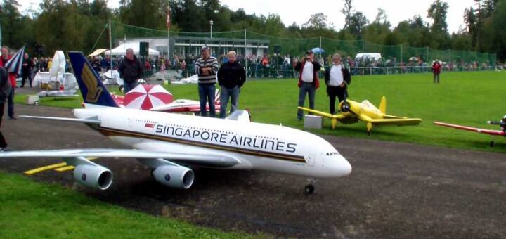 aviao de brincar a jacto